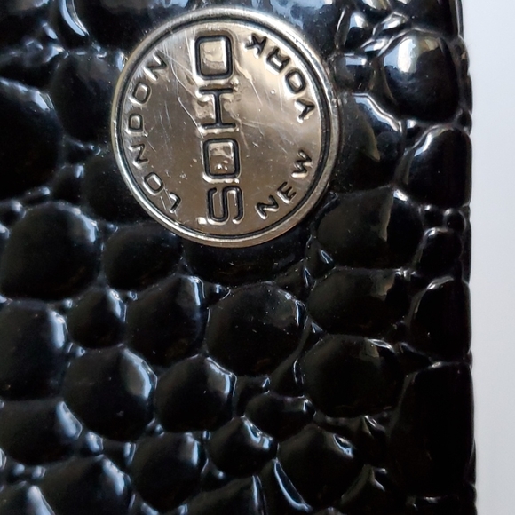 SOHO London New York Crocodile Print Wristlet / Cosmetic Bag - Picture 3 of 5